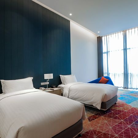 Holiday Inn Express Shanghai Songjiang Fangta By Ihg Экстерьер фото